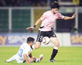 Javier Pastore mang nặng trên vai kỳ vọng