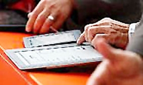 Giấy điện tử thân thiện 
với môi trường