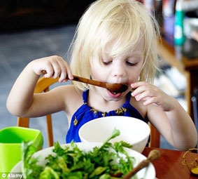 Muốn con thích rau, 
hãy ăn rau khi có mang