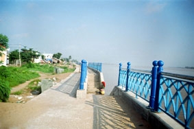 VĨNH LONG: Dự án kè sông Cổ Chiên (đoạn phường 2) đã hoàn thành phần thân kè