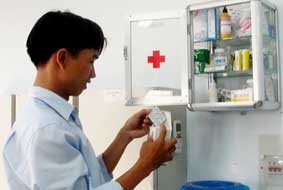 Trang bị gì cho tủ thuốc gia đình ?