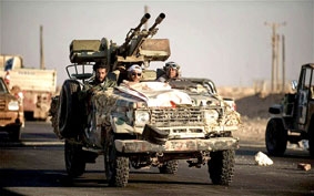 Quân nổi dậy vây hãm thành trì cuối cùng của Gadhafi