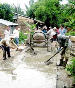Ngày mới trên đất anh hùng