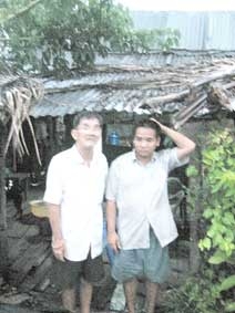 Hãy trợ giúp gia đình ông Mót !