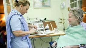 Mỹ phá đường dây “rút ruột”
Medicare