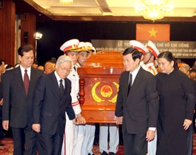 Tổ chức trọng thể Lễ truy điệu đồng chí Võ Chí Công, nguyên Chủ tịch Hội đồng Nhà nước