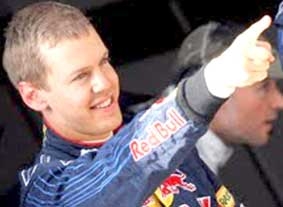 Vettel đang trở thành huyền thoại làng đua F1