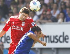 Kình địch tái ngộ