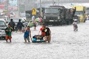 Thái Lan: Nước lũ tràn vào phía Bắc 
Thủ đô Bangkok