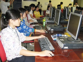 Tăng quyền tự chủ đi đôi với tăng cường kiểm tra, giám sát