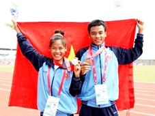 Nỗ lực của cô gái nghèo