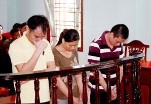 4 bị cáo lãnh án 22 năm tù