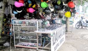 CHỌN MUA MẮT KÍNH <br>
May nhờ, rủi chịu (!)