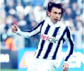 Napoli sẽ chặn bước "bà đầm già" ?