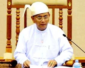 Tổng thống Thein Sein 
ký thông qua luật biểu tình