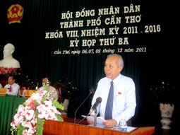 Tập trung nhiều giải pháp đồng bộ để thực hiện thắng lợi các nhiệm vụ kinh tế - xã hội năm 2012