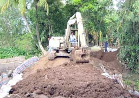 Đảm bảo sản xuất và đời sống người dân sau lũ