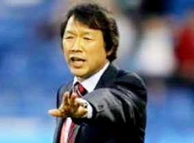 Do đâu đội tuyển Hàn Quốc sa thải HLV Cho Kwang-Rae ?