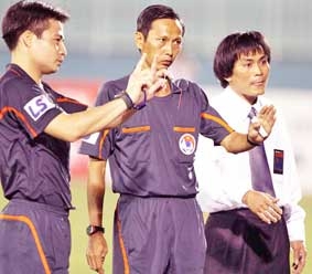 Hết “sợ” trọng tài ?