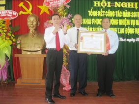 Họp mặt kỷ niệm ngày thành lập Quân đội Nhân dân 
Việt Nam