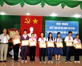 Những kỷ niệm sâu sắc về giáo viên chủ nhiệm