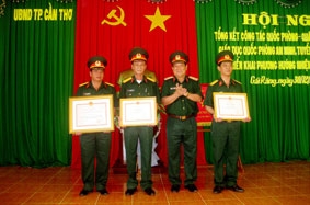 Xây dựng lực lượng vũ trang thành phố vững mạnh toàn diện