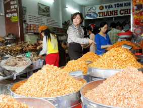 Cơn sốt giá tôm khô, cá khô vào dịp Tết