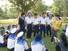 Đảo là nhà, biển là quê hương!...