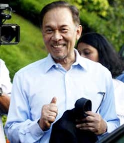 Cựu Phó Thủ tướng 
Malaysia được trắng án