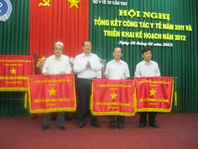 Chấn chỉnh và nâng cao chất lượng khám chữa bệnh