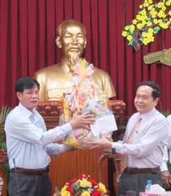 Lãnh đạo tỉnh Hậu Giang chúc Tết Đảng bộ, chính quyền và nhân dân TP Cần Thơ