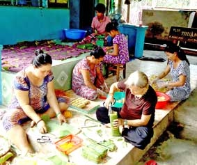 Đặc sản Tết hút hàng