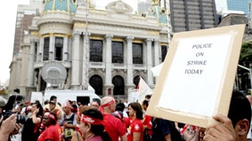 Khi cảnh sát Brazil đồng loạt đình công