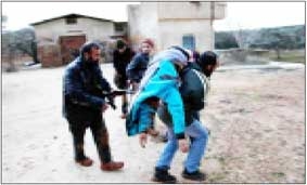 Syrie:

Quân đội tấn công các ổ kháng cự của lực lượng chống đối