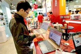 Ultrabook giảm giá đón Ivy Bridge