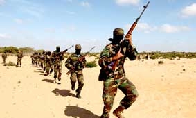 Anh cân nhắc đánh đòn 
phủ đầu phiến quân Somalie