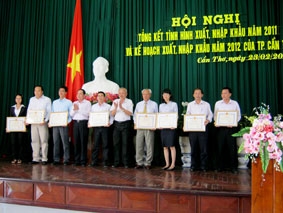 Năm 2012, phấn đấu kim ngạch xuất khẩu đạt 1,5 tỉ USD