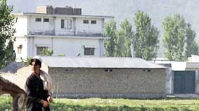 Pakistan phá hủy nơi trú ẩn 
của Bin Laden