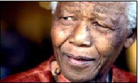 Cựu Tổng thống Nelson Mandela nhập viện