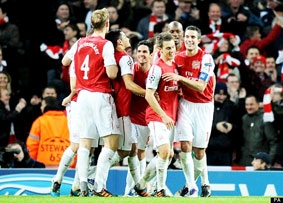 Quyết liệt tranh suất dự Champions League ở giải ngoại hạng Anh