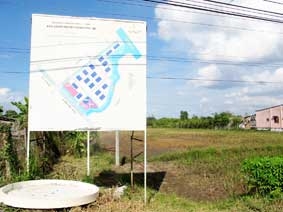 Đất đô thị bị "bỏ hoang"