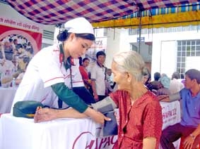 Noi gương Bác, mỗi cán bộ, chiến sĩ ra sức học tập, tu dưỡng, rèn luyện, làm rạng danh "Bộ đội Cụ Hồ"