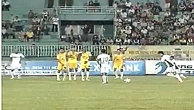 Bàn thắng đẹp nhất tháng 2