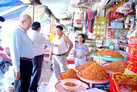 Phát triển hàng Việt tại chợ truyền thống