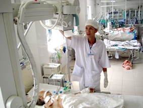 Tập trung thực hiện lộ trình thanh toán bảo hiểm y tế theo định suất
