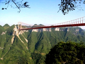 Trung Quốc khánh thành cây cầu bắc qua 
khe núi dài nhất thế giới