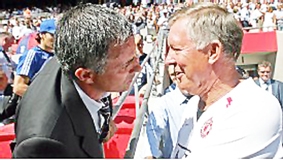 Bryan Robson: Mourinho có thể là người thay thế Ferguson