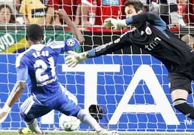 Vẫn là ưu thế của hai ông lớn