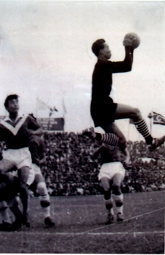 Cầu thủ đất Cảng gắn bó xứ Tây Đô