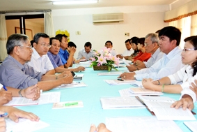 Tập trung làm tốt công tác triển khai, quán triệt và tuyên truyền, tạo sự thống nhất cao trong thực hiện Nghị quyết Trung ương 4 (khóa XI)